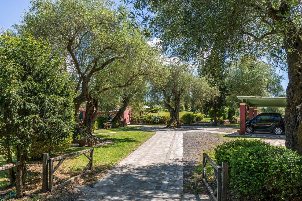 Вілла Triklino Estate Afra Екстер'єр фото